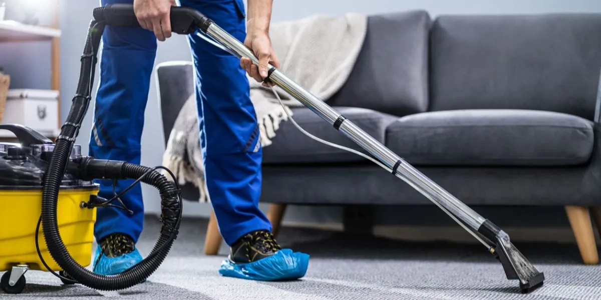 Carpet Cleaning: Time to Replace or Deep Cleaning?